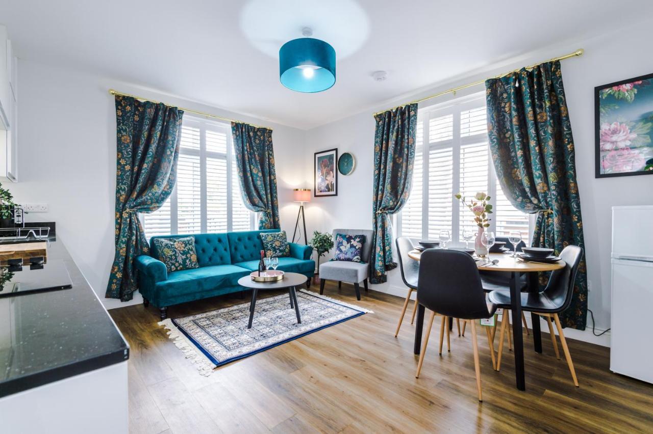 Hearsall Place Serviced Apartment Coventry Buitenkant foto