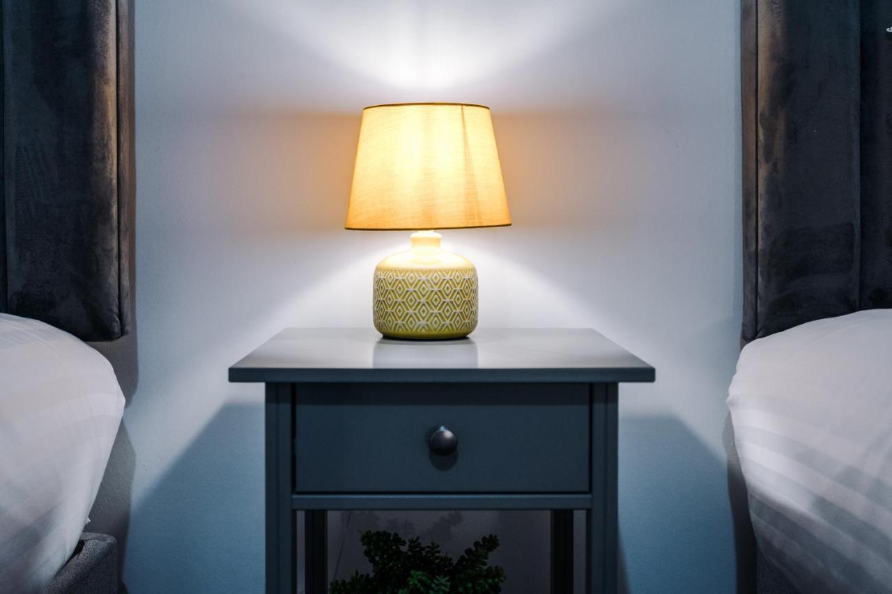 Hearsall Place Serviced Apartment Coventry Buitenkant foto