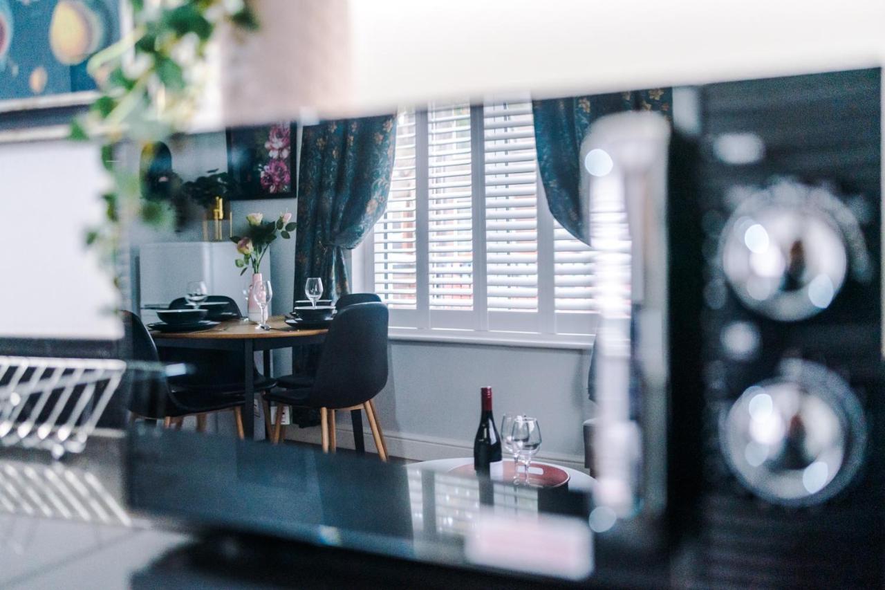 Hearsall Place Serviced Apartment Coventry Buitenkant foto