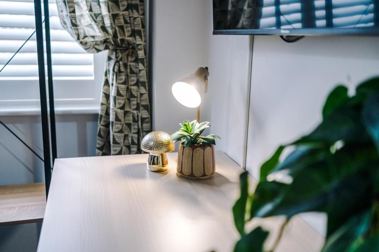 Hearsall Place Serviced Apartment Coventry Buitenkant foto